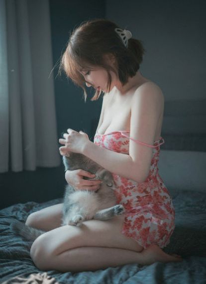 秋霞伊人_高清在线手机播放