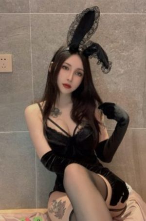 加勒比女海盗2在线完整版免费_英文版字幕